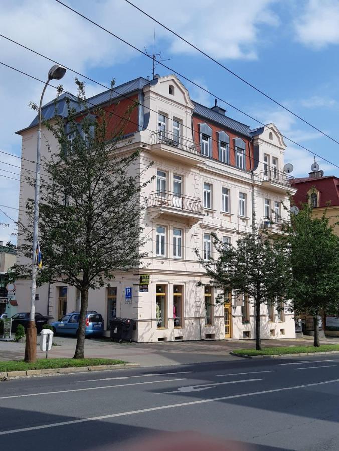 Contimarienbad Apartamento Exterior foto